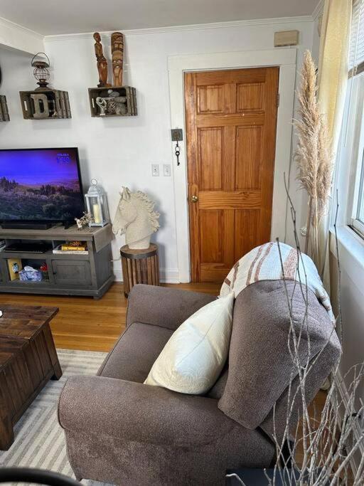 Farmhouse 2 Bedrooms Apartment Lynn Exterior photo